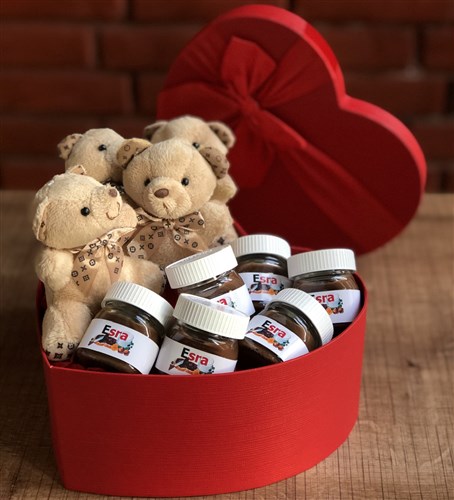 Sevgiliye Özel Büyük Boy Kalp Kutuda Ayıcık ve Kişiye Özel Nutella