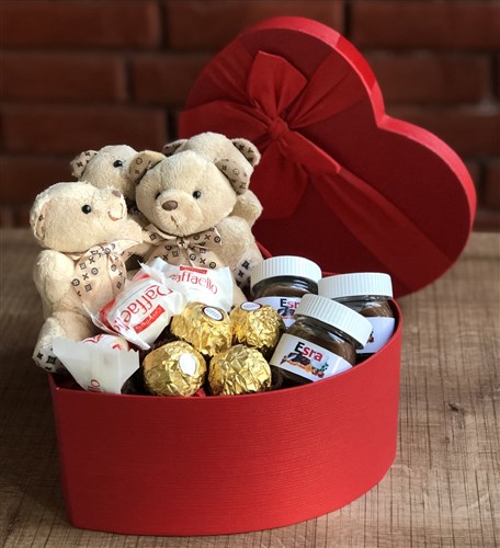 Sevgiliye Özel Büyük Boy Kalp Kutuda Ayıcık Çikolata ve Nutella